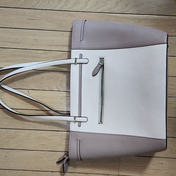 Guess Shoulder Bag - Picture 2 of 4